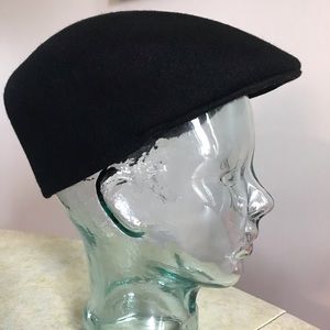 Jaxon black wool newsboy cap/hat